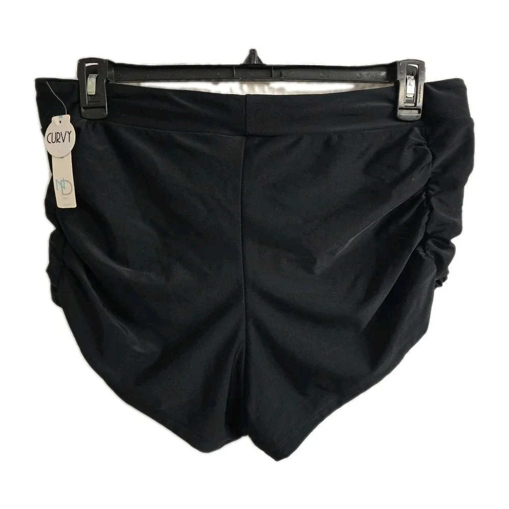 NEW Aqua Couture Halter Tankini Top Black Pink Floral‎ & Black Curvy Bottoms